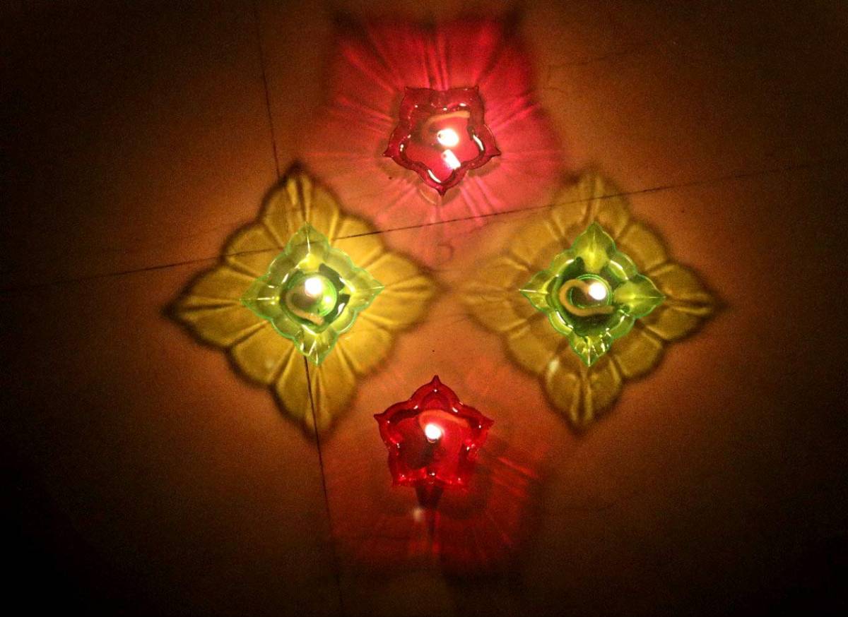 Agarwal Trading Corporation Colorful Transparent Reflection Decorative Diyas for Home Decor Diwali Decoration, Spa, Birthdays Party (Pack of 12, Multi Colour) 2 Agarwal Trading Corporation Colorful Transparent Reflection Decorative Diyas for Home Decor Diwali Decoration, Spa, Birthdays Party (Pack of 12, Multi Colour) - Image 2