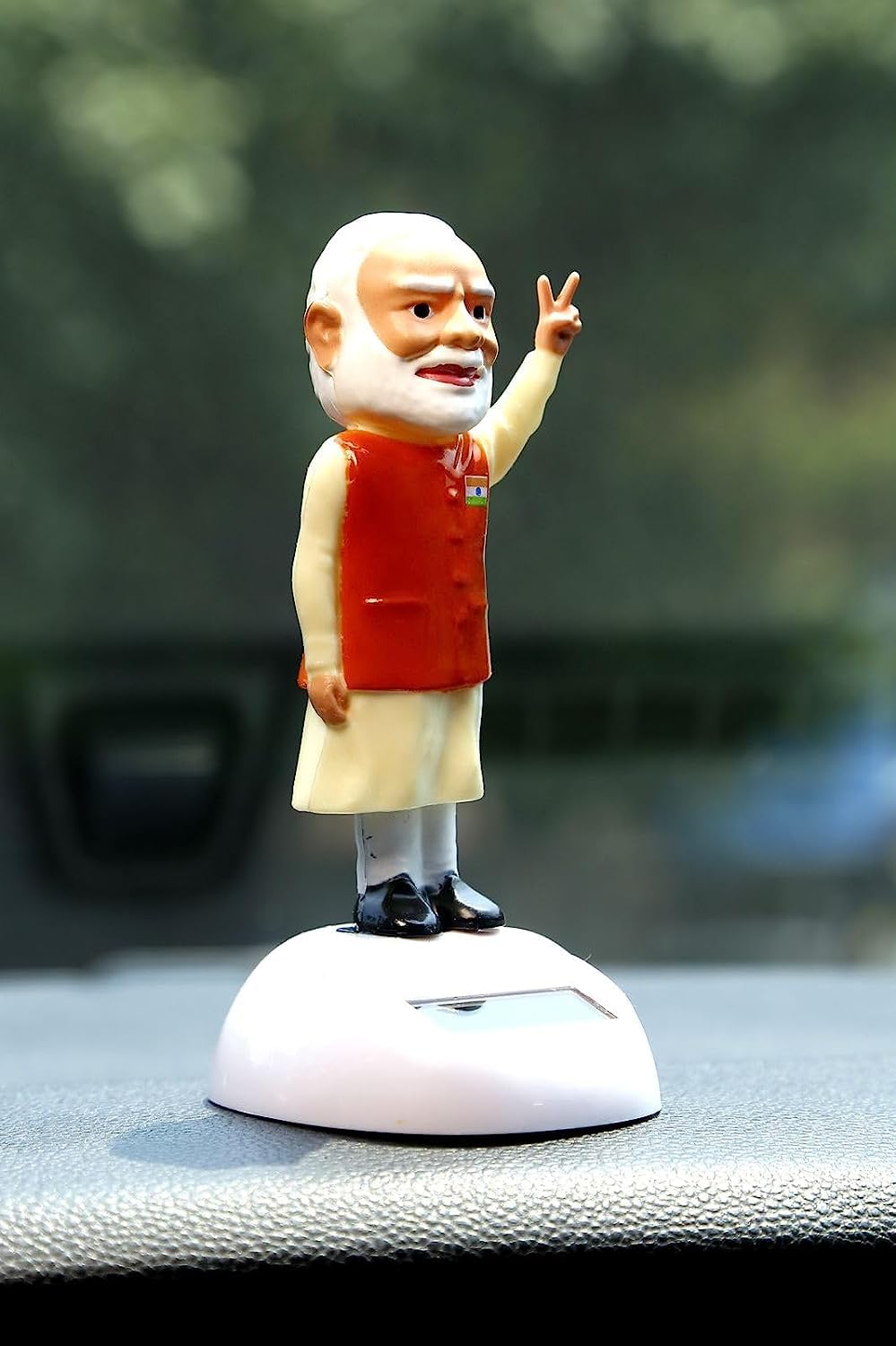 Car Dashboard idol PM Modi 4 Car Dashboard idol PM Modi - Image 4
